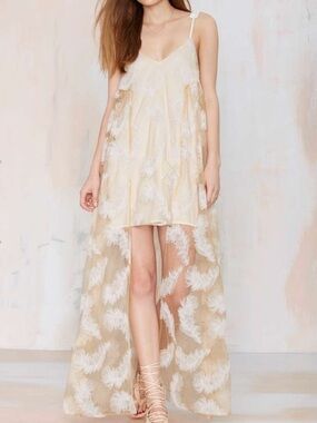 Line & Dot Cream Feather 3D Sheer High-Low Festival Dress